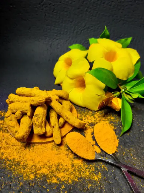 Ground and non-ground turmeric