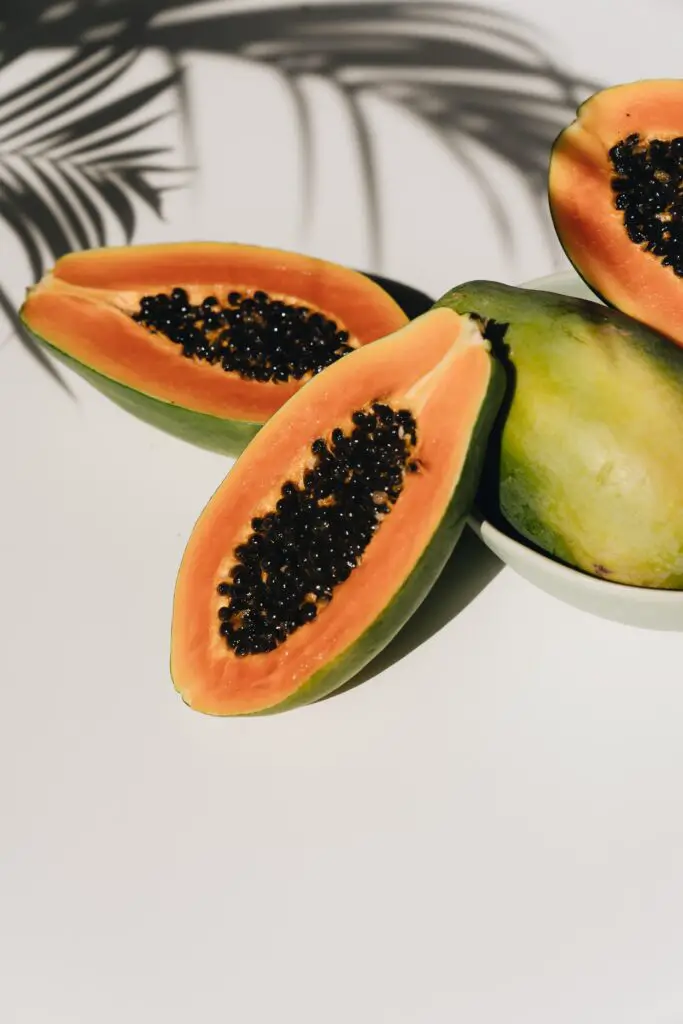papayas in half